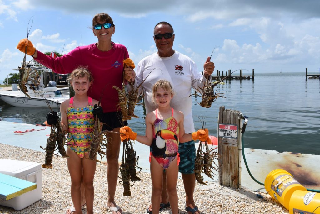 Family Friendly Vacation Boat Rentals at Florida Keys for Fishing